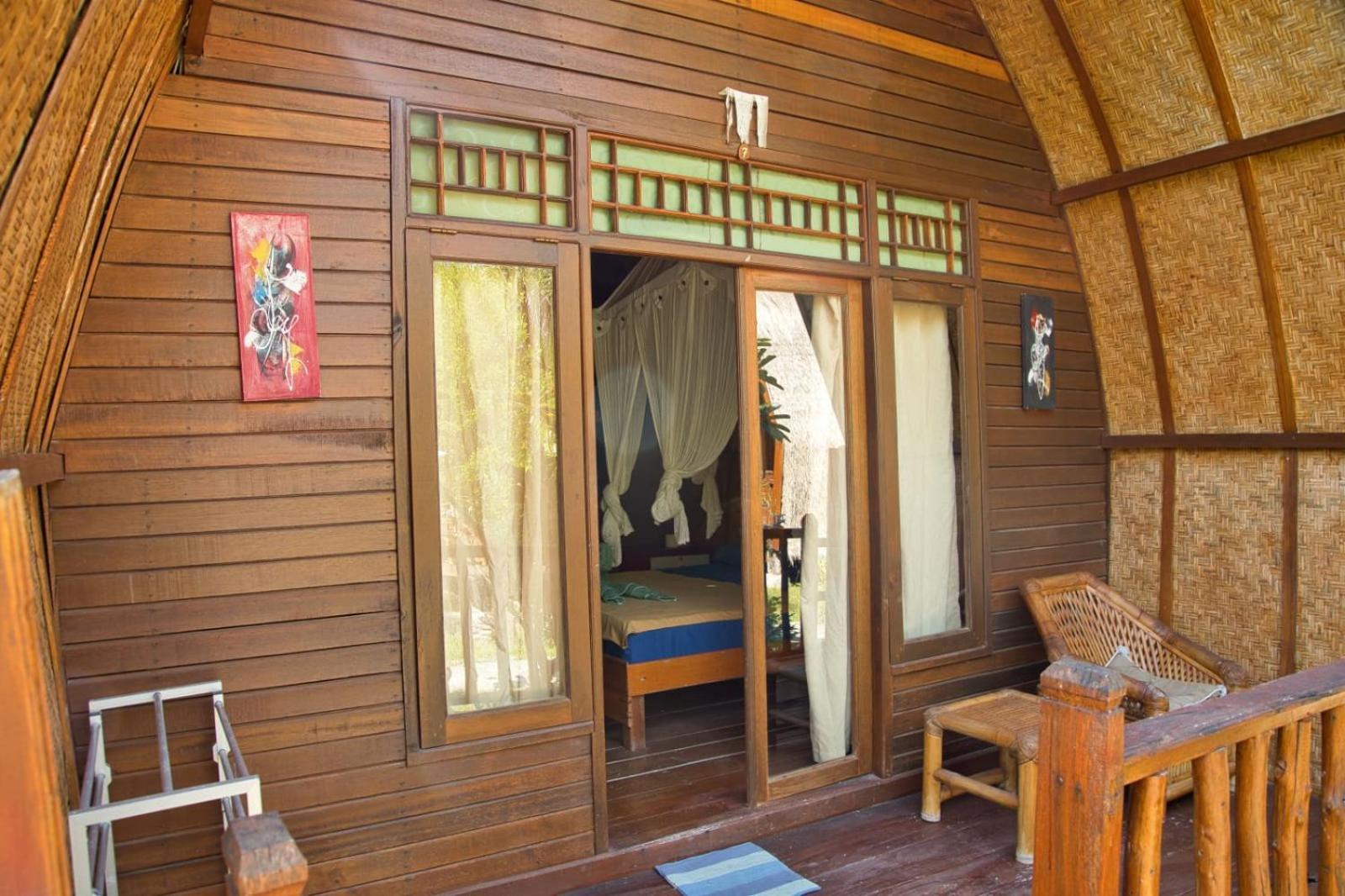 Bunga Bungalows Gili Meno Exterior photo